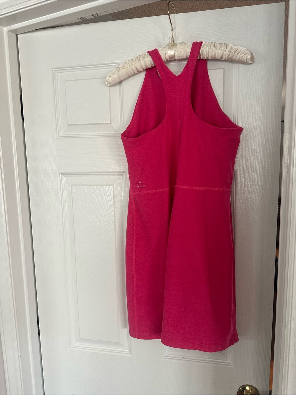 Beyond Yoga Spacedye Refocus Dress Vivid Pink Heather - Picture 4 of 5